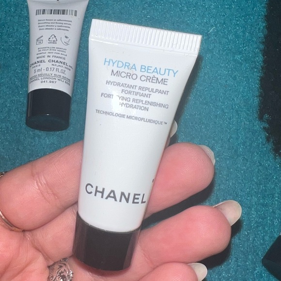 Chanel Skincare Mini 5 piece set - Picture 4 of 6
